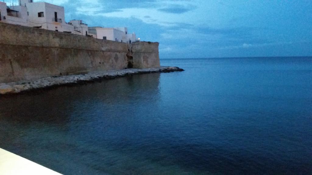 Affittacamere La Cattedrale Monopoli Ruang foto